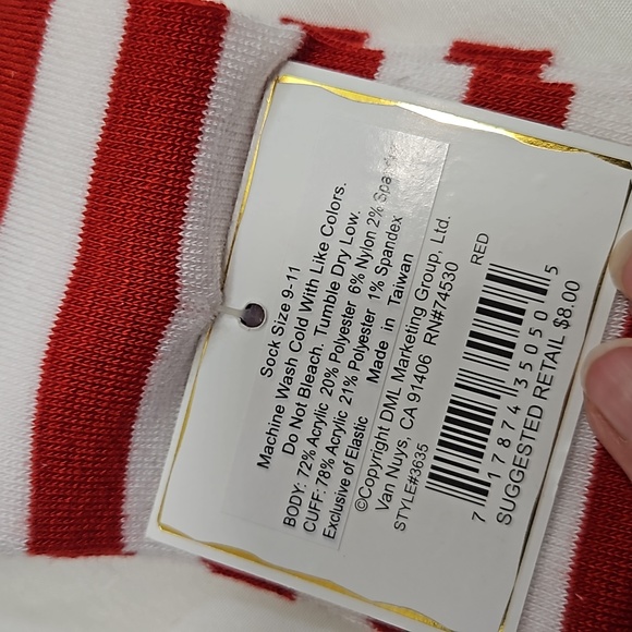 Christmas Socks Faux Fur Size 9-11 - Picture 3 of 4